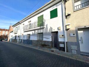 CHALET ADOSADO EN COLMENAR VIEJO