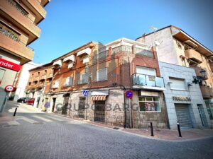 PISO EN VENTA EN EL CENTRO DE COLMENAR